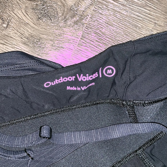 Outdoor Voices Move Free Tank Top with built in bra - Picture 5 of 5